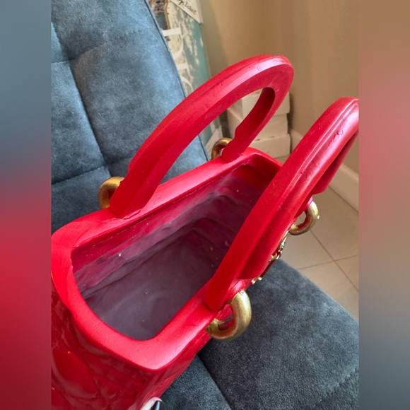 Designer Bag Vase - Picture 5 of 6